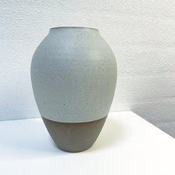 VASE, UNIKA (H: 17 cm)
