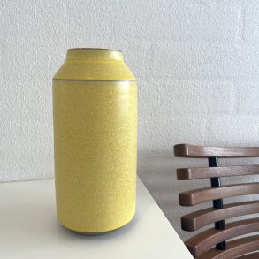 VASE (H: 21 cm)