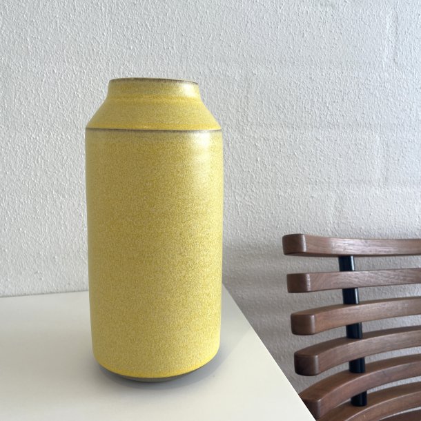 VASE (H: 21 cm)