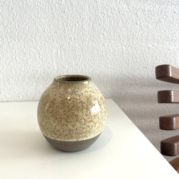 VASE (H: 7,5 cm)
