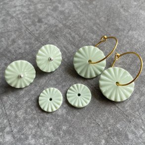 Perler til �reringe, sart gr�n (pris pr. s�t)