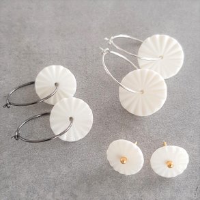 Perler til �reringe, hvid (pris pr. s�t)