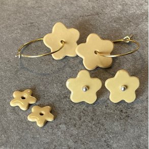 Perler til reringe, sand (pris pr. st)